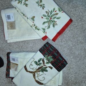 Lenox Holiday Hand Towels 2 Different Sets